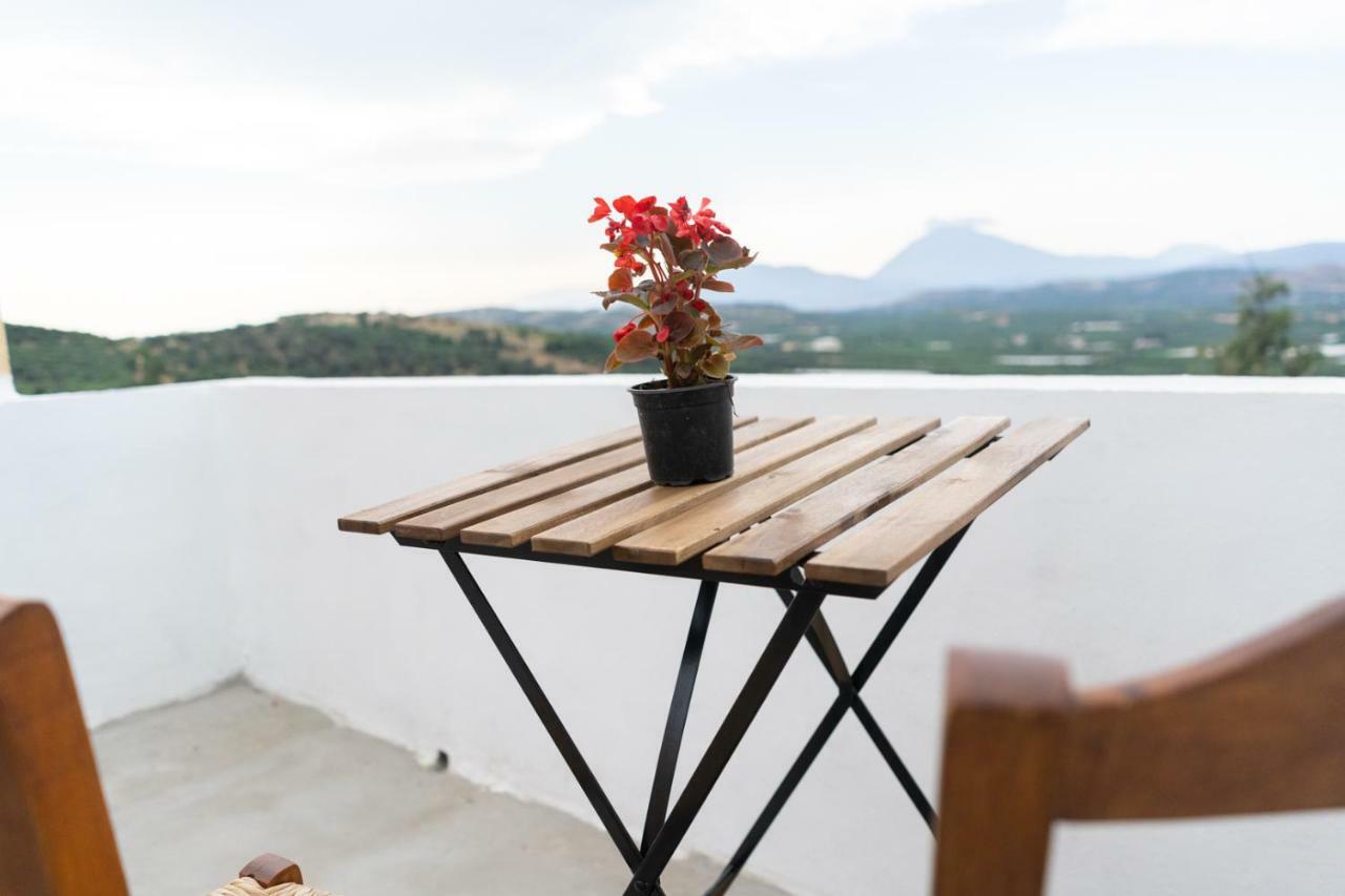 Serenity View - Traditional Village Apartment Kouses Exterior foto